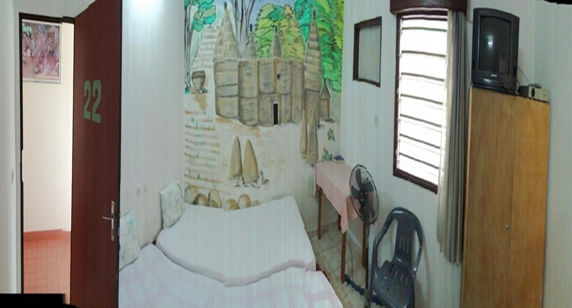 Hotel Marie Antoinette Lome Phòng bức ảnh