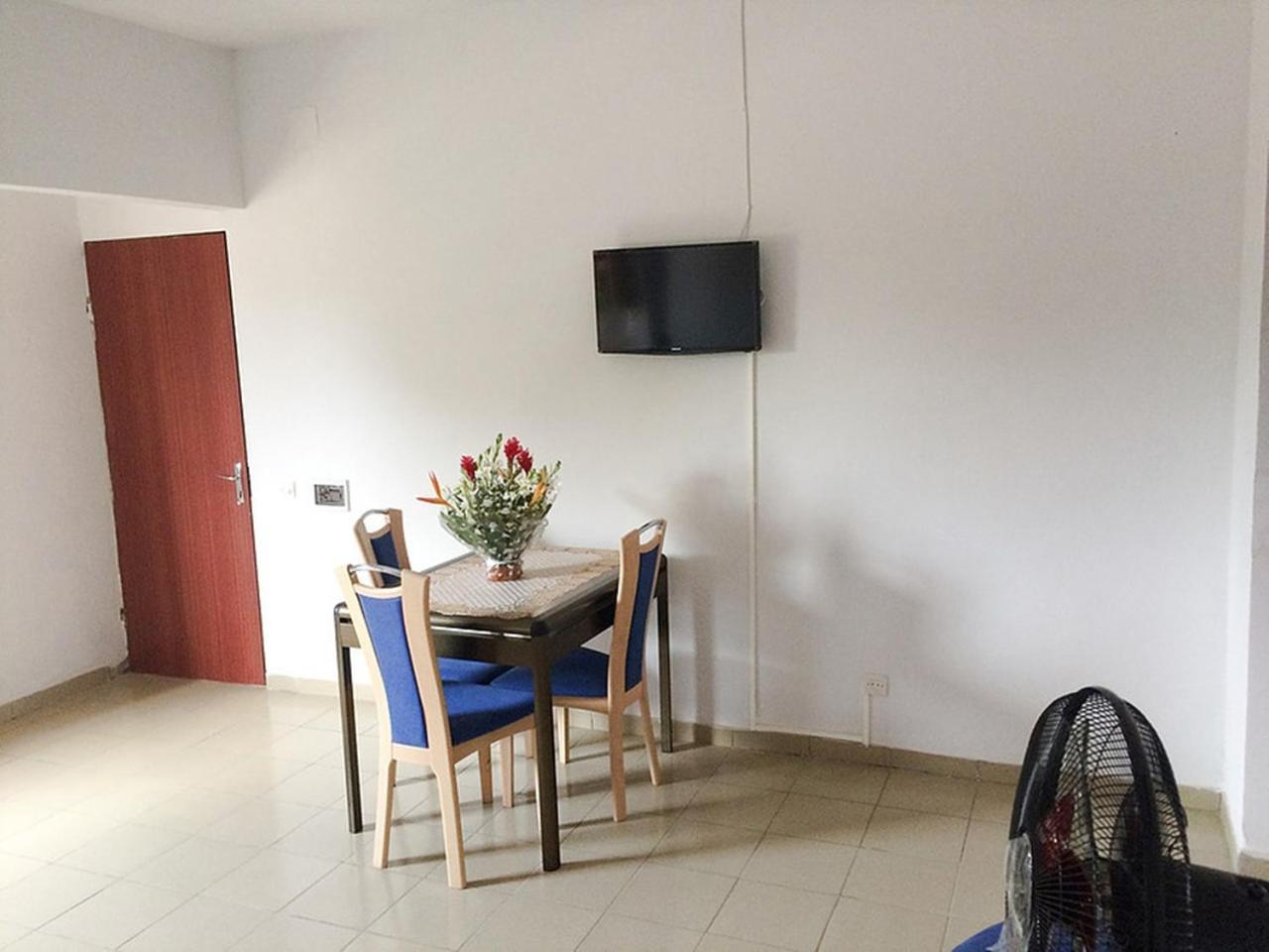 Hotel Marie Antoinette Lome Ngoại thất bức ảnh